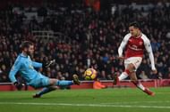 A rebound shot by Alexis Sanchez after the initial save off Lacazette's shot. De Gea was unpassable for the Gunners. De Gea made a Premier League record 14 saves on the night to Emirates' frustration.